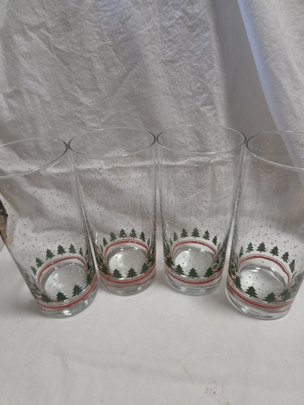 4 Vintage Christmas Tree RED BAND Snowflake Glasses Tumbler Libbey